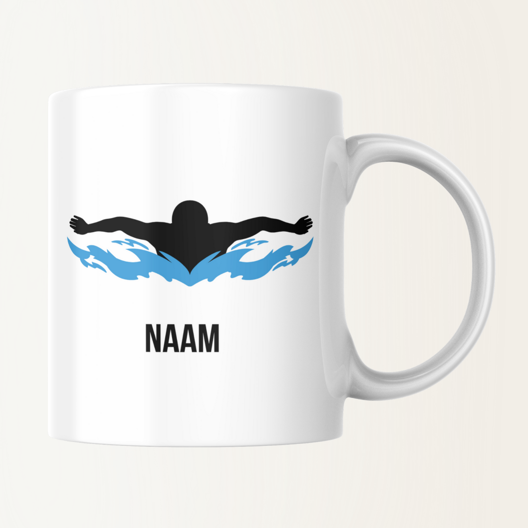 Mok met naam - Zwemmen in het water