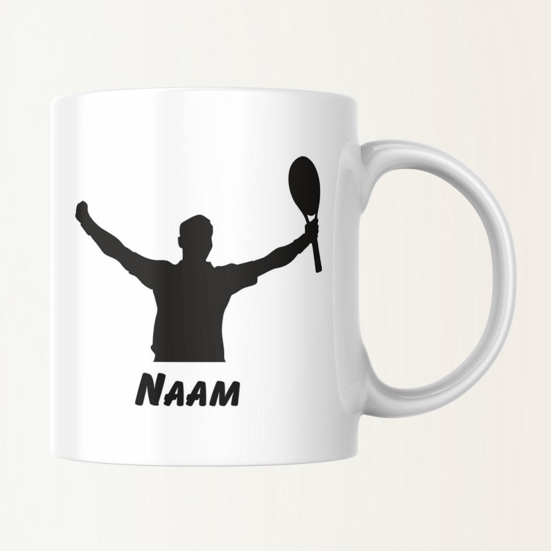 Mok met naam - Man met tennisracket- Tennis